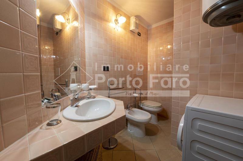 23 Baia Faro - Trilocale Mansardato Con Ampia Terrazza Vista Mare Палау Экстерьер фото